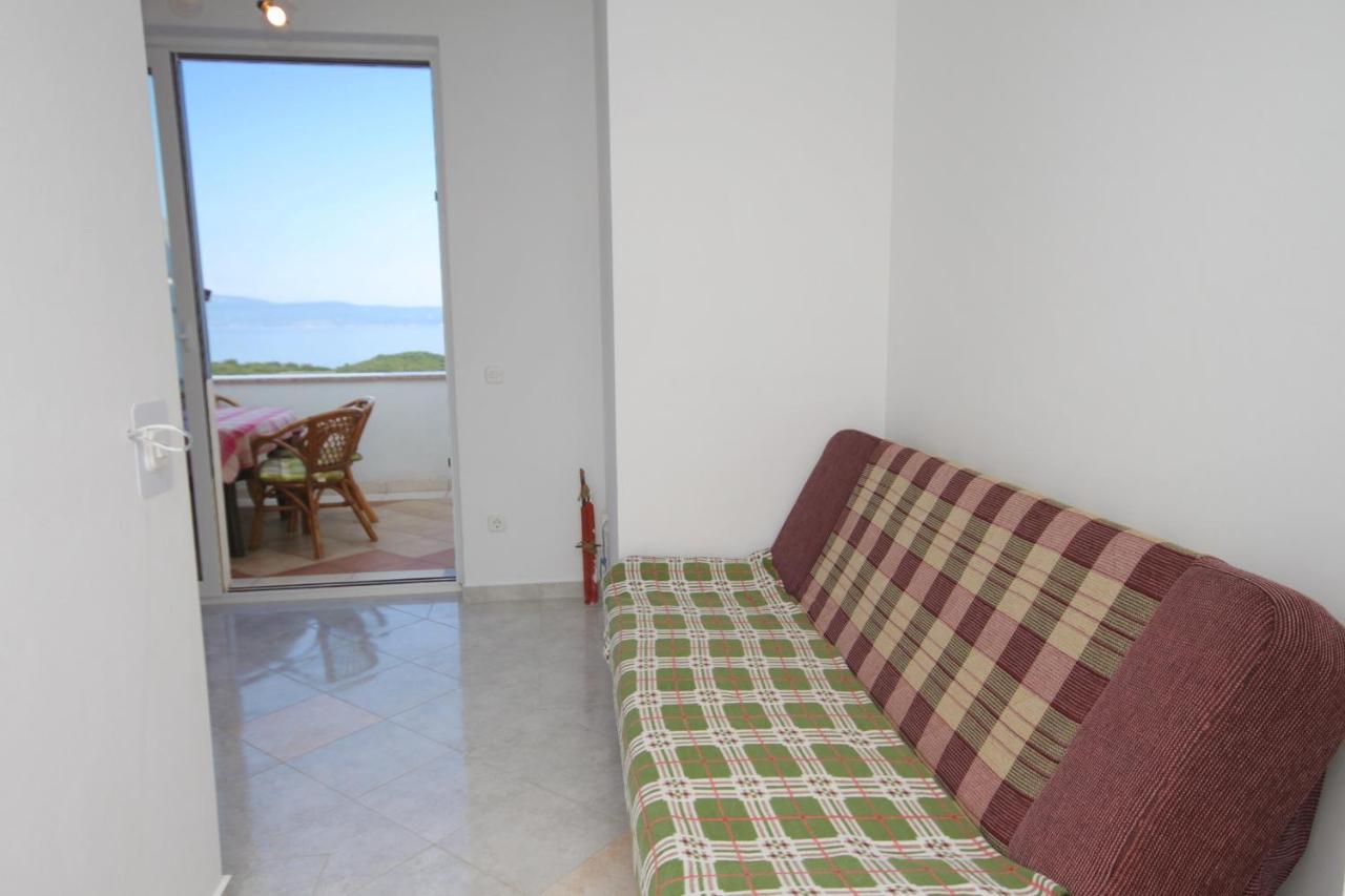 Apartments And Rooms With Parking Space Njivice, Krk - 5458 Buitenkant foto